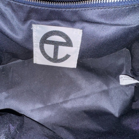 Telfar Medium Olive Bag - Picture 5 of 6